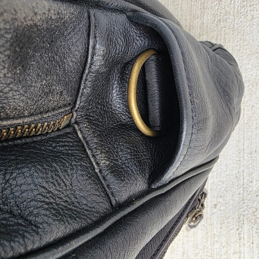 Levenger Black Leather Briefcase / Laptop Bag – 17” Wide